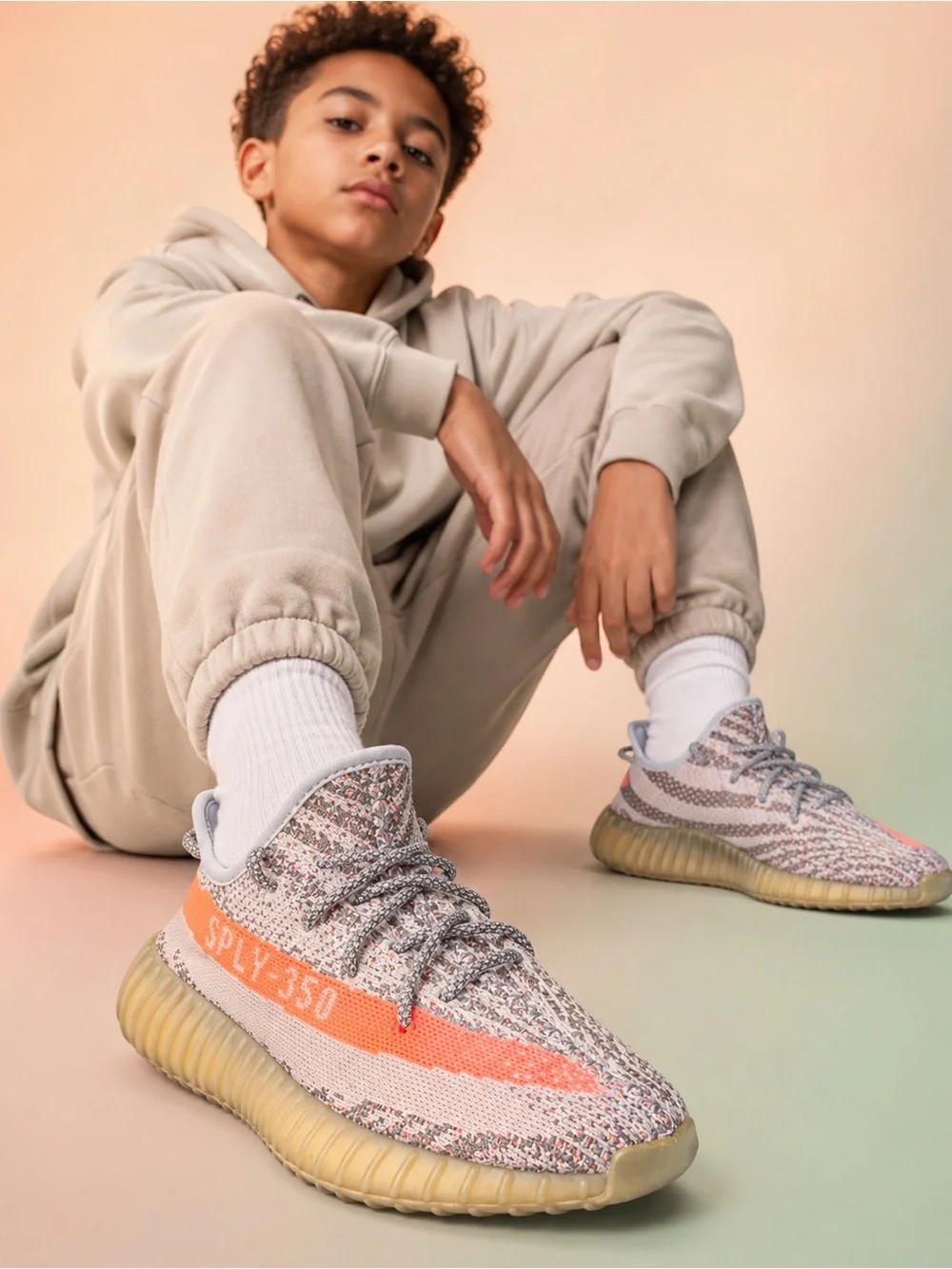 adidas Yeezy Boost 350 V2 Beluga BB1826 Youth 4.5 Grey Solar Red 2016